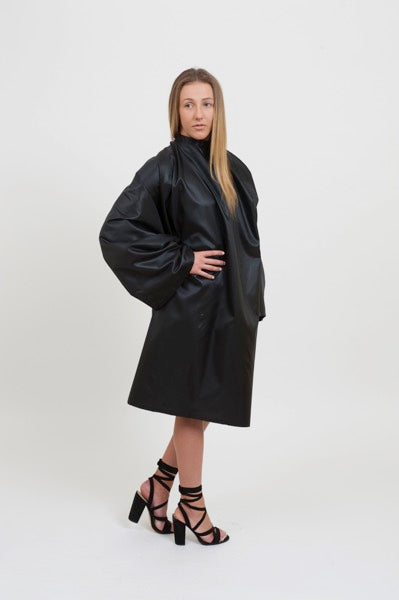 Glide - Black Cape Stain Proof with Sleeves