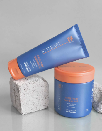 Natural Look - Style Art Freeze Frame Superhold Gel Tube 60ml